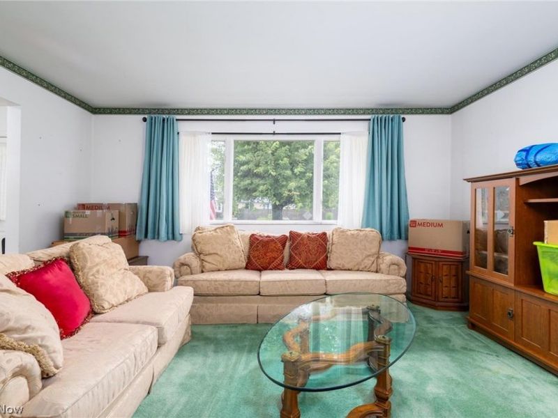 2081 Eve Drive, Steubenville, OH 43952 Photo 3