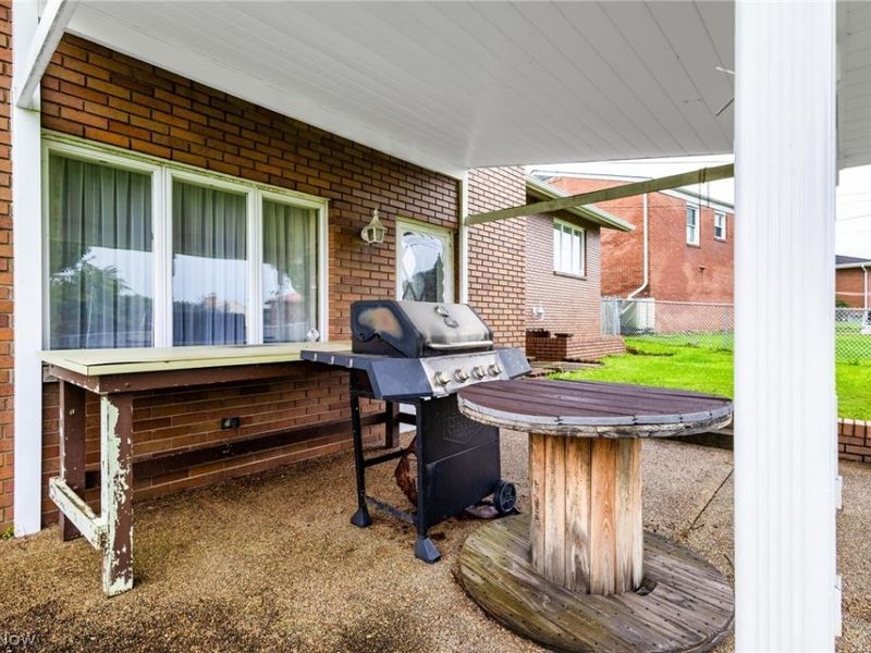2081 Eve Drive, Steubenville, OH 43952 Photo 32