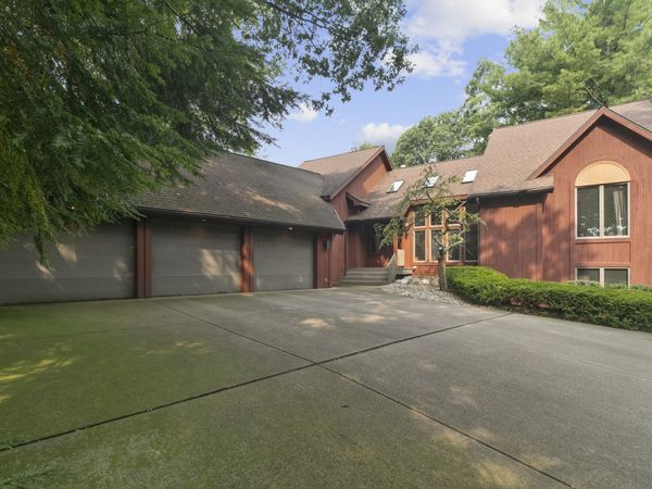4282 Squire Heath Lane, Portage, MI 49024