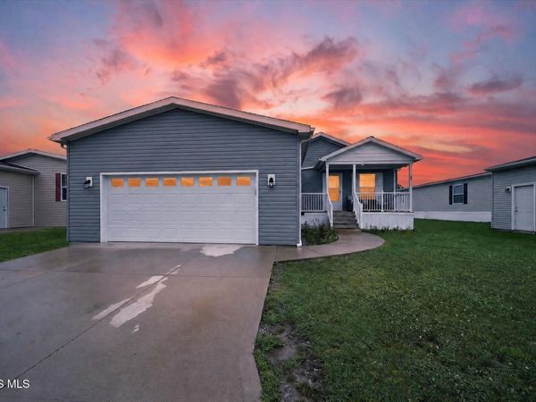 27484 Oregon Road, Perrysburg, OH 43551