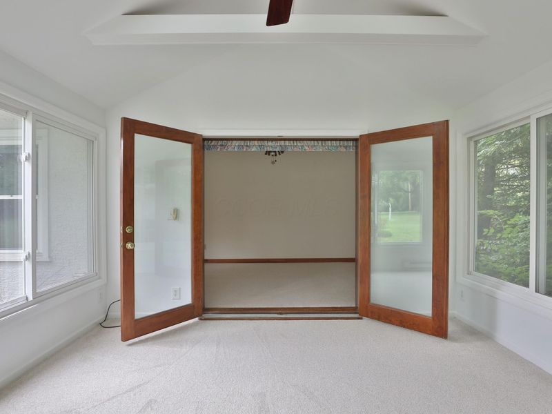 4249 Rowanne Road, Columbus, OH 43214 Photo 22