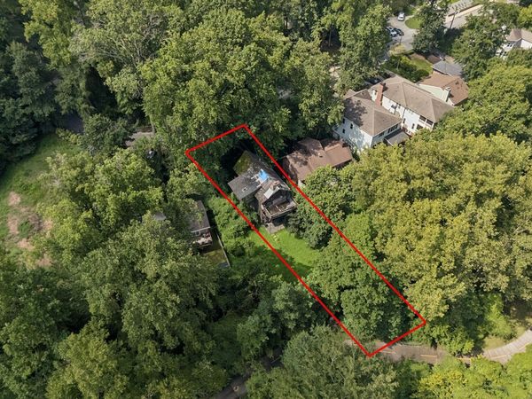 469 Overbrook Drive NW, Atlanta, GA 30318