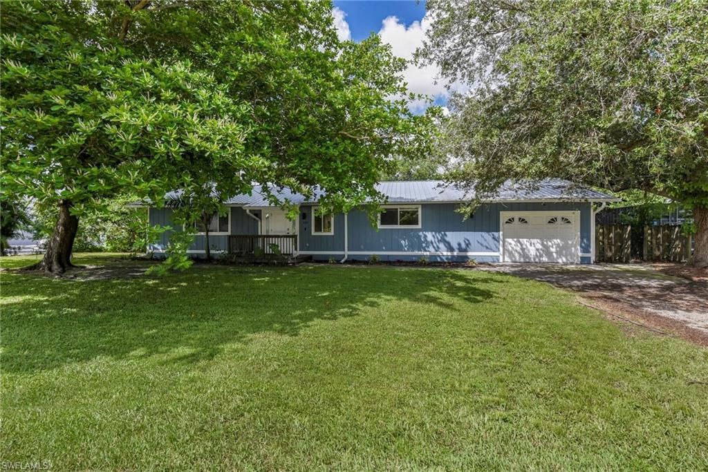920 Altadena Dr, Fort Myers, FL 33919 Photo
