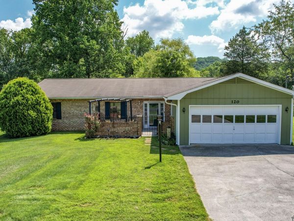 120 Brook Drive NW, Cleveland, TN 37312