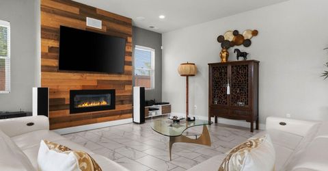 694 Raptor Way, Fernley, NV 89408 Photo