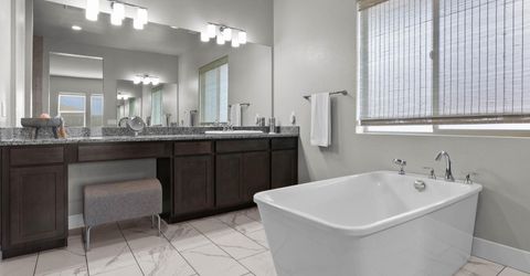 694 Raptor Way, Fernley, NV 89408 Photo
