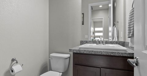694 Raptor Way, Fernley, NV 89408 Photo