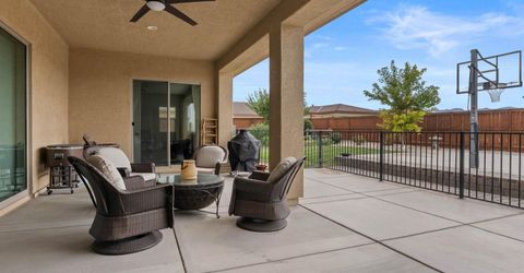 694 Raptor Way, Fernley, NV 89408 Photo