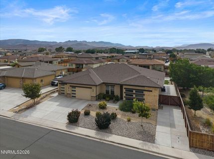 694 Raptor Way, Fernley, NV 89408 Photo