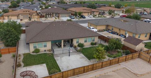 694 Raptor Way, Fernley, NV 89408 Photo