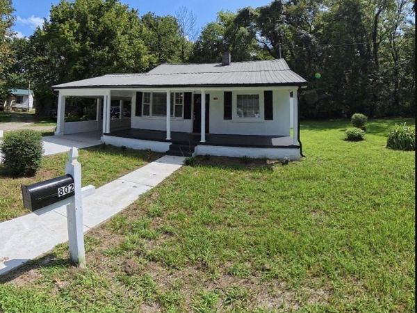 802 Gray St , Mount Pleasant, TN 38474