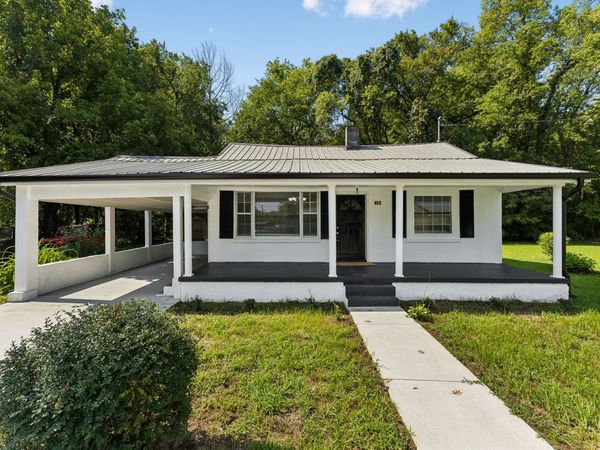 802 Gray St , Mount Pleasant, TN 38474