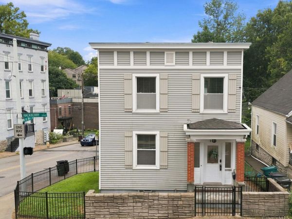 2560 Hackberry Street, Cincinnati, OH 45206