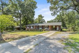 1623 Sandra Drive  photo 4