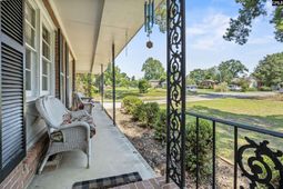 1623 Sandra Drive  photo 4