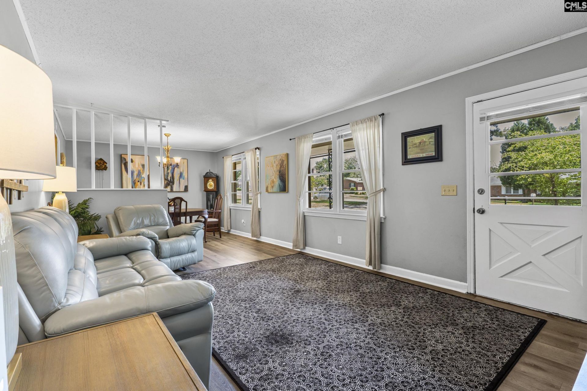 1623 Sandra Drive  Photo 7