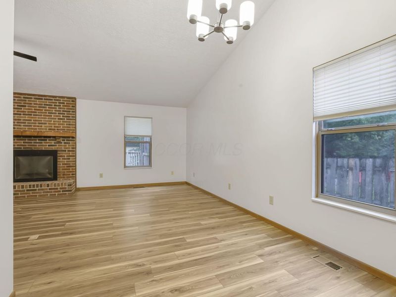 380 Wild Stallion Drive, Galloway, OH 43119 Photo 10