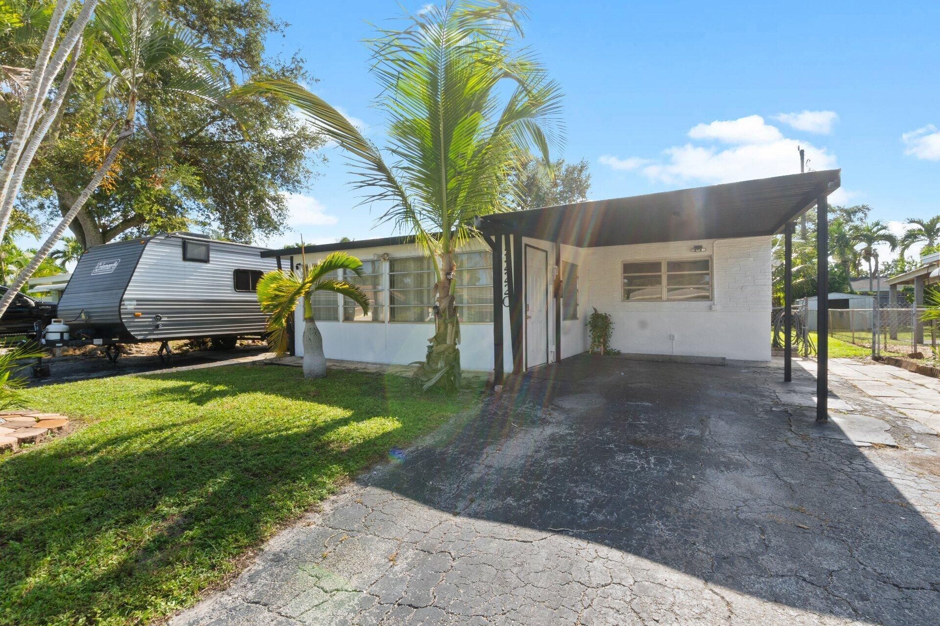 2220 N 57th Terrace, Hollywood, FL 33021 Photo