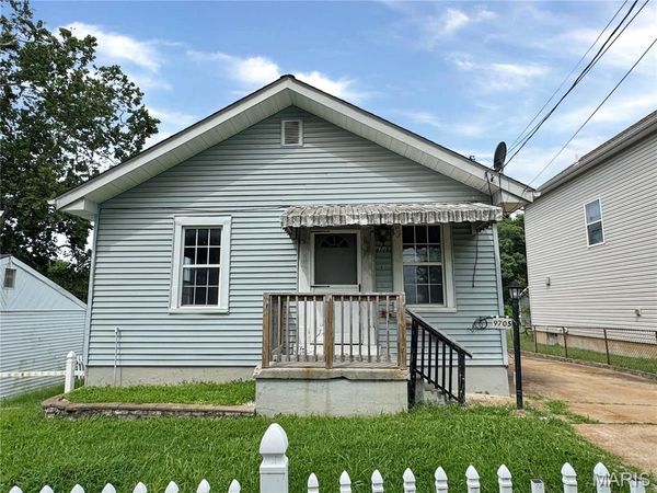 9705 Perrin Avenue , Unincorporated, MO 63125