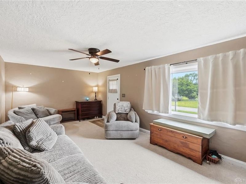 39 Oaksmere Road, Springfield, OH 45503 Photo 3