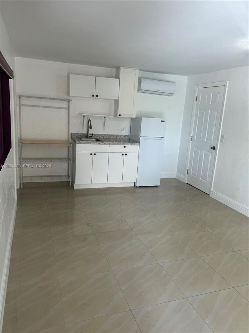 3760 NW 197th St , Unit 2, Miami Gardens, FL 33055 Photo