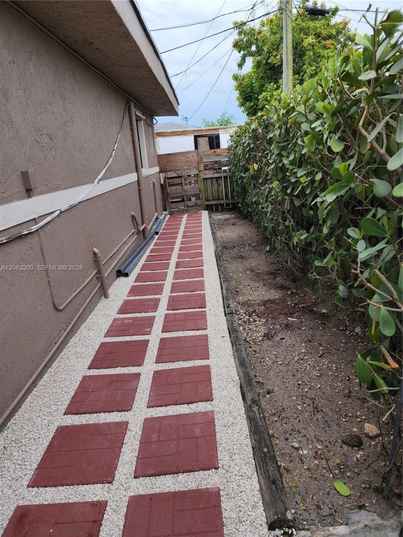 3760 NW 197th St , Unit 2, Miami Gardens, FL 33055 Photo