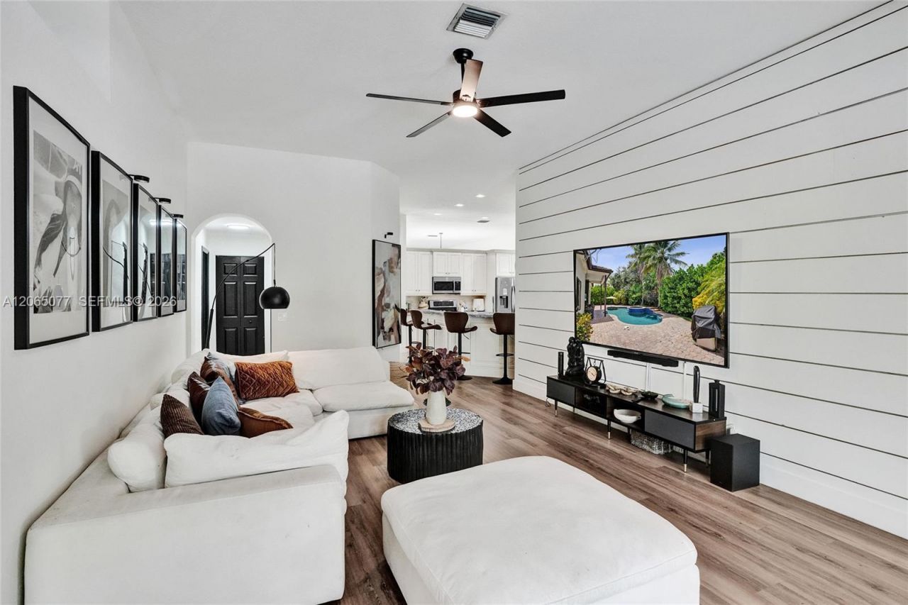 14298 NW 23rd St, Pembroke Pines, FL 33028 Photo