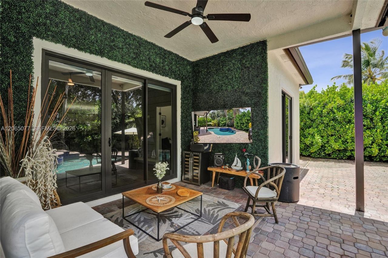 14298 NW 23rd St, Pembroke Pines, FL 33028 Photo