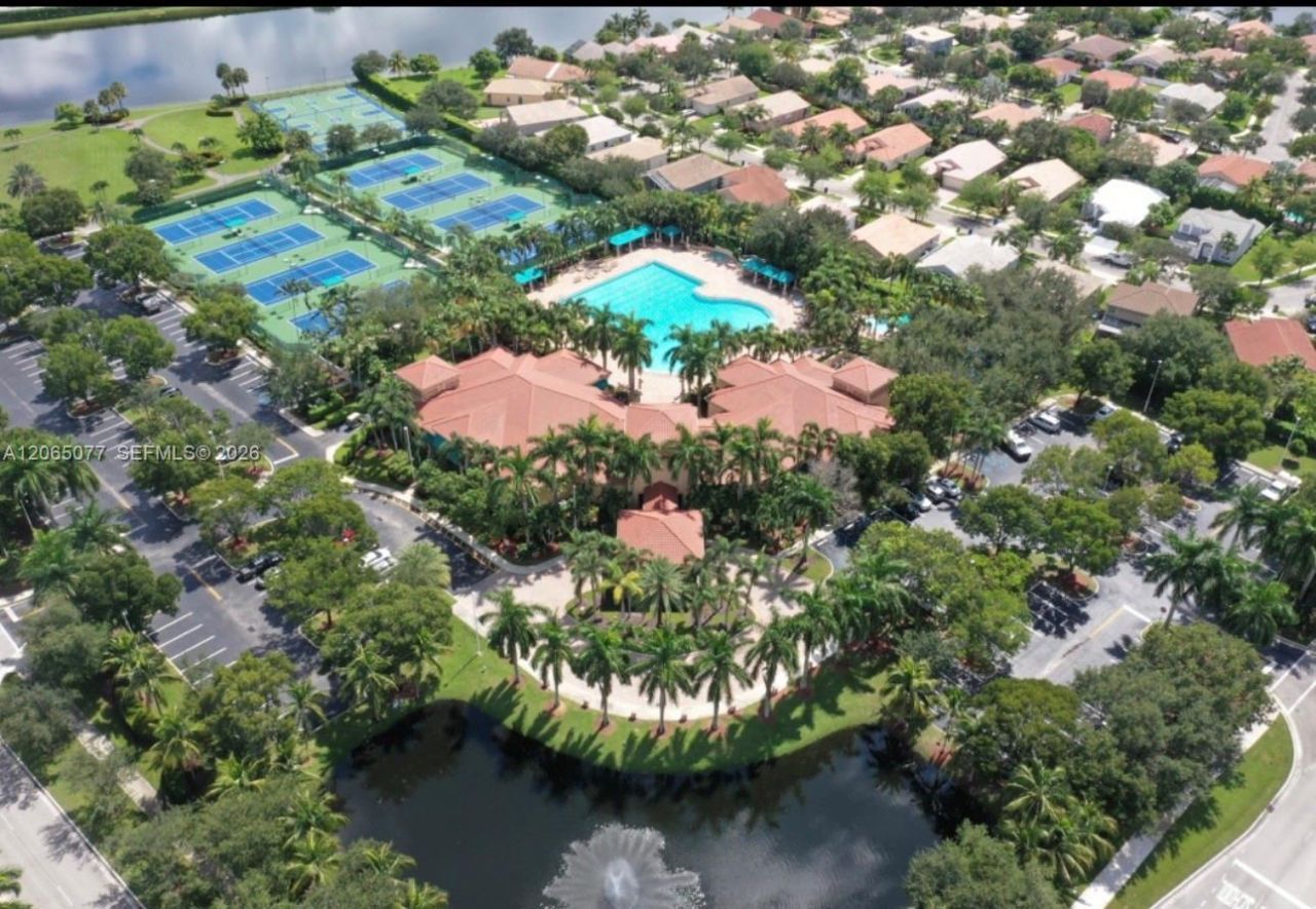 14298 NW 23rd St, Pembroke Pines, FL 33028 Photo