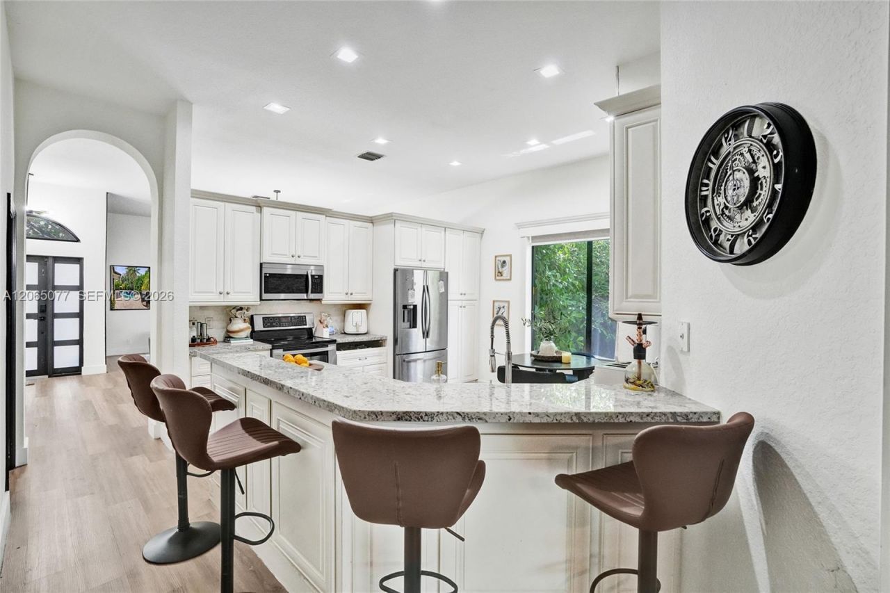 14298 NW 23rd St, Pembroke Pines, FL 33028 Photo