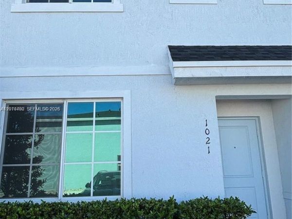 1021 NW 5th St , Florida City, FL 33034