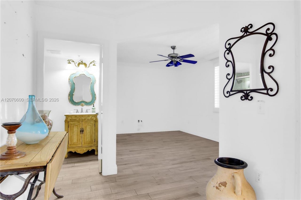 2880 NE 14th St Cswy, Unit 311, Pompano Beach, FL 33062 Photo