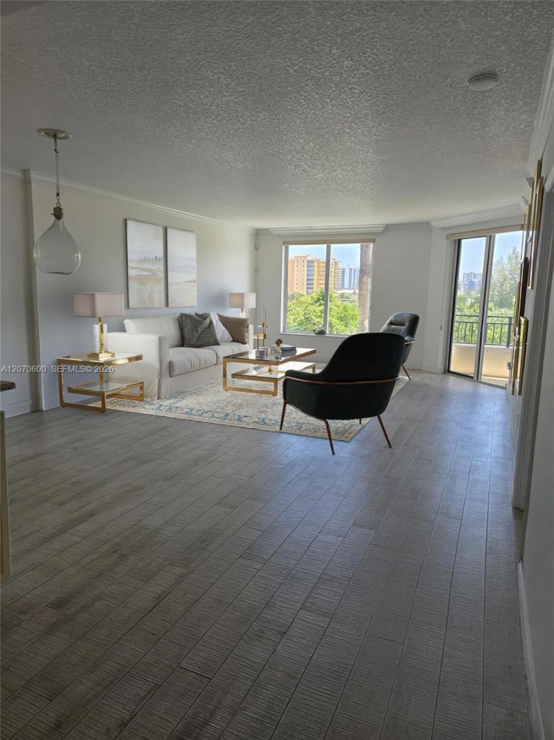 2880 NE 14th St Cswy, Unit 311, Pompano Beach, FL 33062 Photo