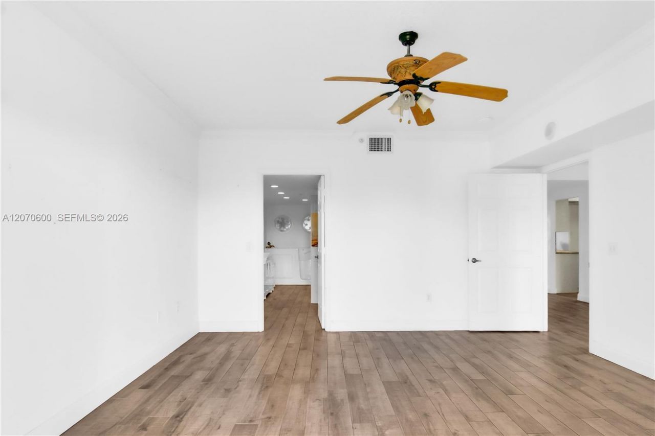 2880 NE 14th St Cswy, Unit 311, Pompano Beach, FL 33062 Photo