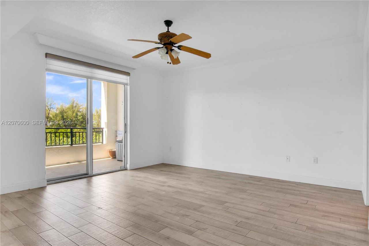 2880 NE 14th St Cswy, Unit 311, Pompano Beach, FL 33062 Photo