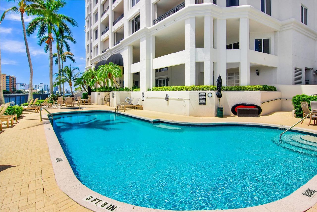 2880 NE 14th St Cswy, Unit 311, Pompano Beach, FL 33062 Photo