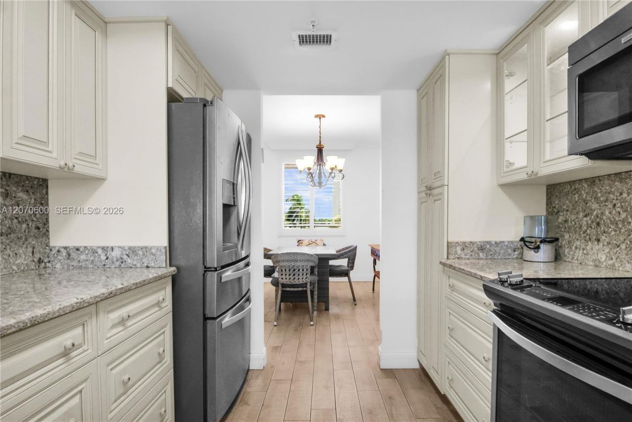 2880 NE 14th St Cswy, Unit 311, Pompano Beach, FL 33062 Photo