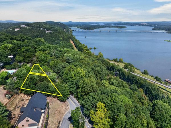 000 Overlook Drive , Little Rock, AR 72207