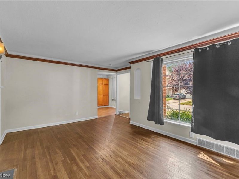 900 Eloise Drive, Cleveland Heights, OH 44112 Photo 20