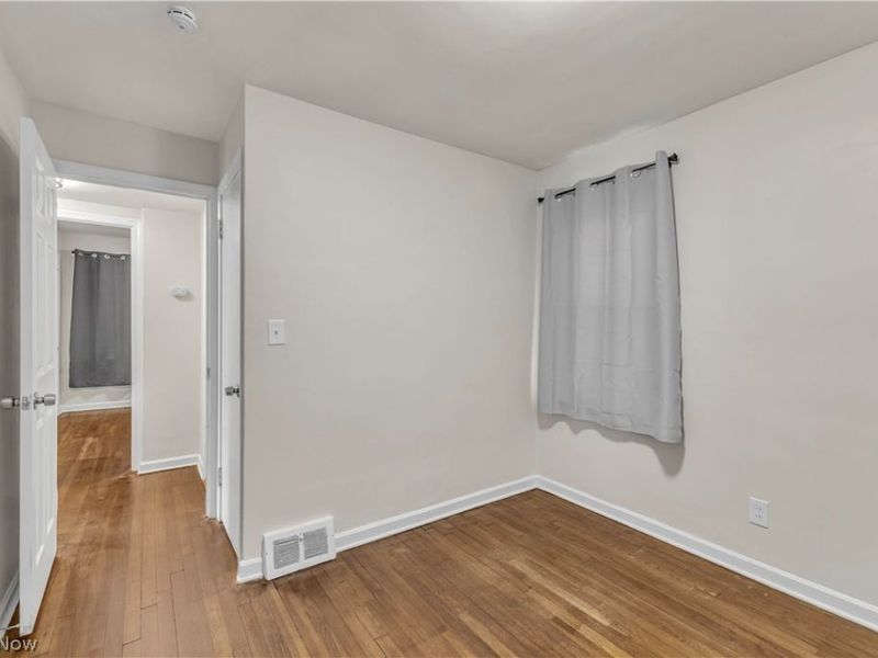 900 Eloise Drive, Cleveland Heights, OH 44112 Photo 24
