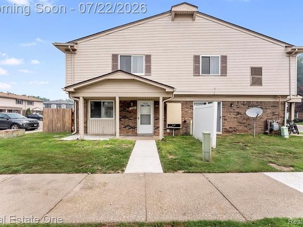 15588 Dupage Boulevard, Taylor, MI 48180
