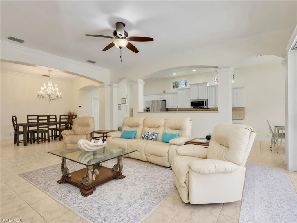 9640 Raven Ct, Estero, FL 33928 Photo