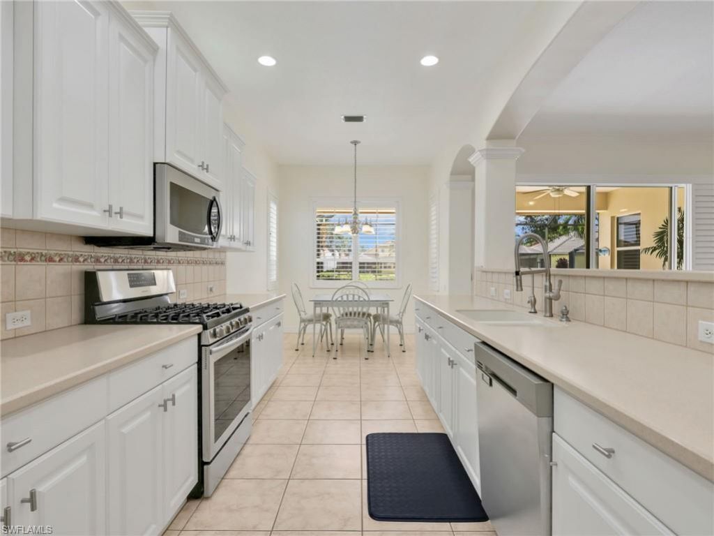 9640 Raven Ct, Estero, FL 33928 Photo