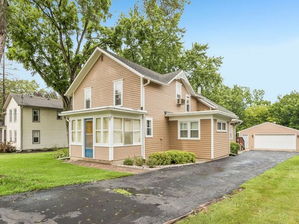 11806 Maple Avenue , Hebron, IL 60034