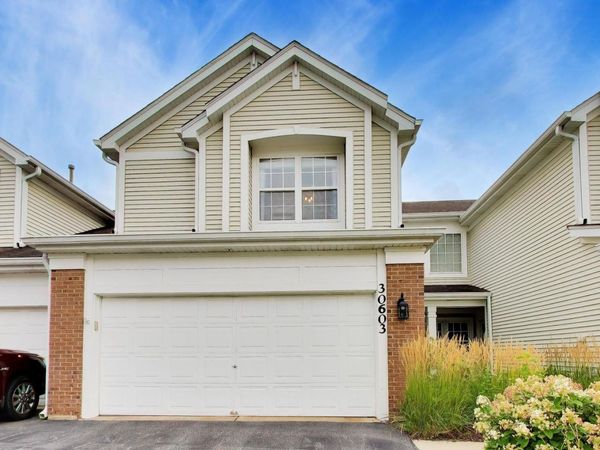 Unit 30603, Warrenville, IL 60555