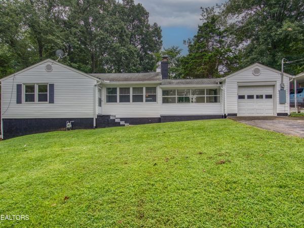 1806 Westchester Drive, Knoxville, TN 37918