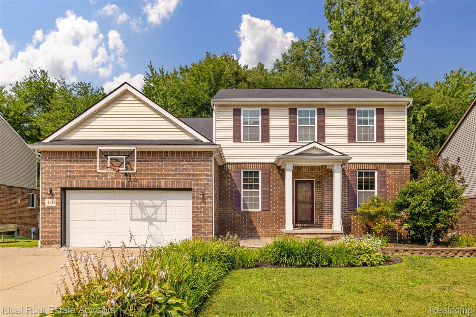 51743 Leshan Drive, Chesterfield Township, Mi 48047 Main Photo
