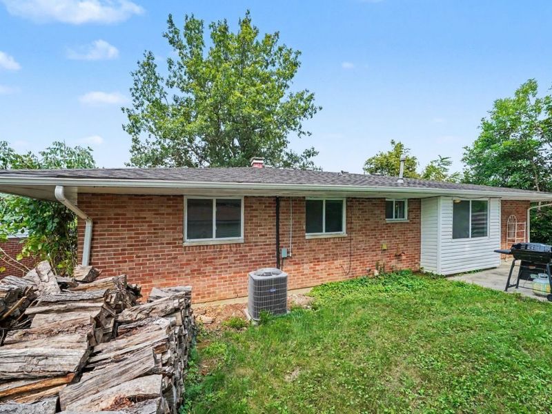 996 Seminole Trail, Milford, OH 45150 Photo 23