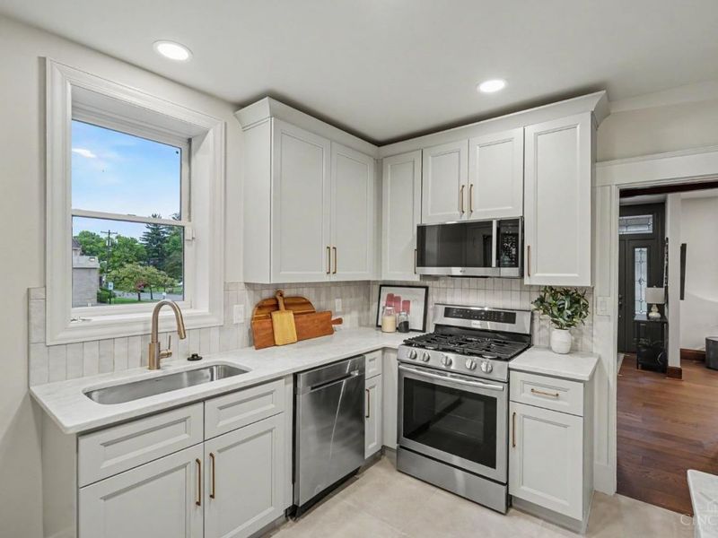 3787 Hyde Park Avenue, Cincinnati, OH 45209 Photo 13