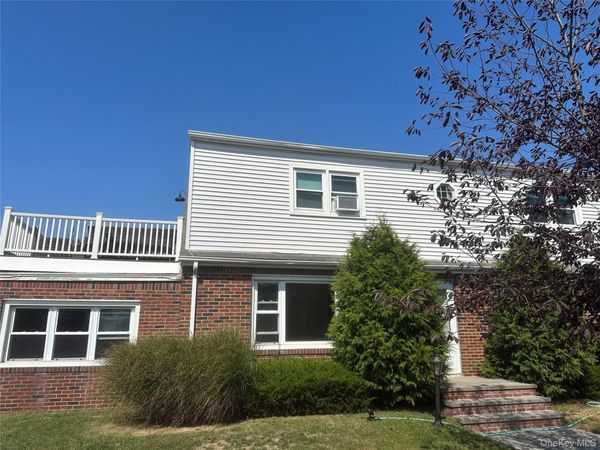 375 E Chester Street , Long Beach, NY 11561